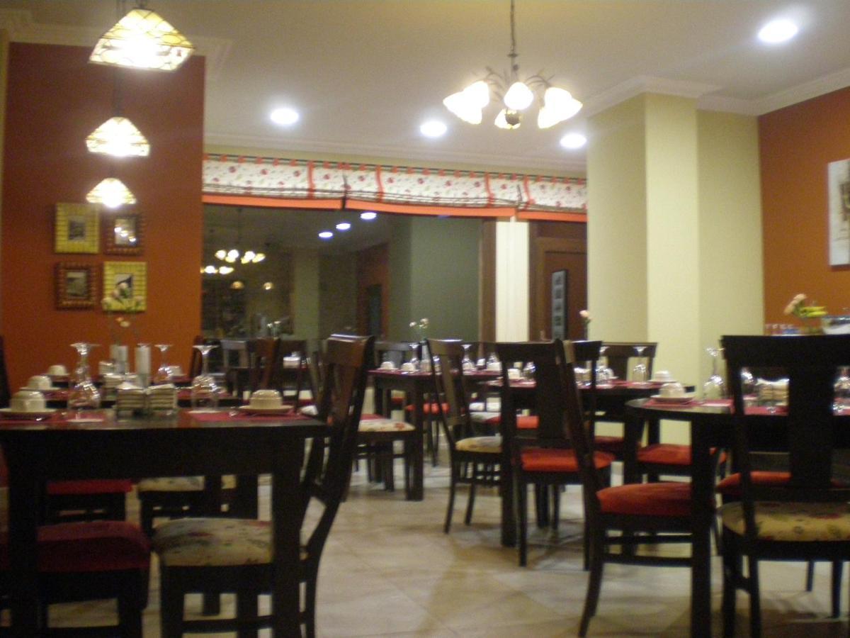 La Casona De Lazurtegui Hotel Ribadeo Luaran gambar